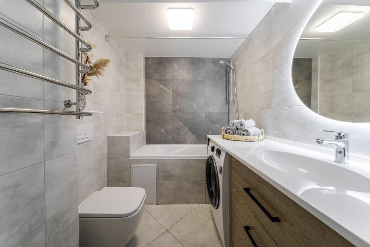 Inshiapartments On Slovatskoho Str Lviv Bagian luar foto