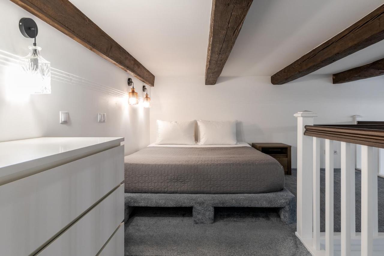 Inshiapartments On Slovatskoho Str Lviv Bagian luar foto