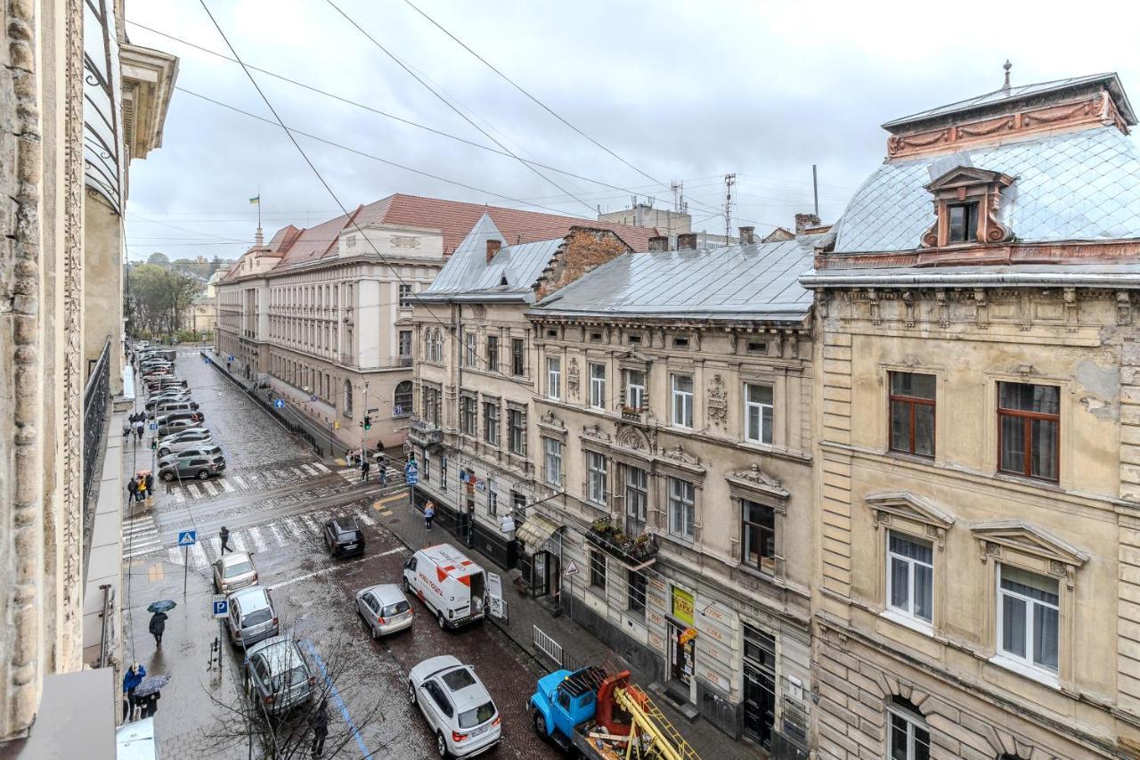 Inshiapartments On Slovatskoho Str Lviv Bagian luar foto