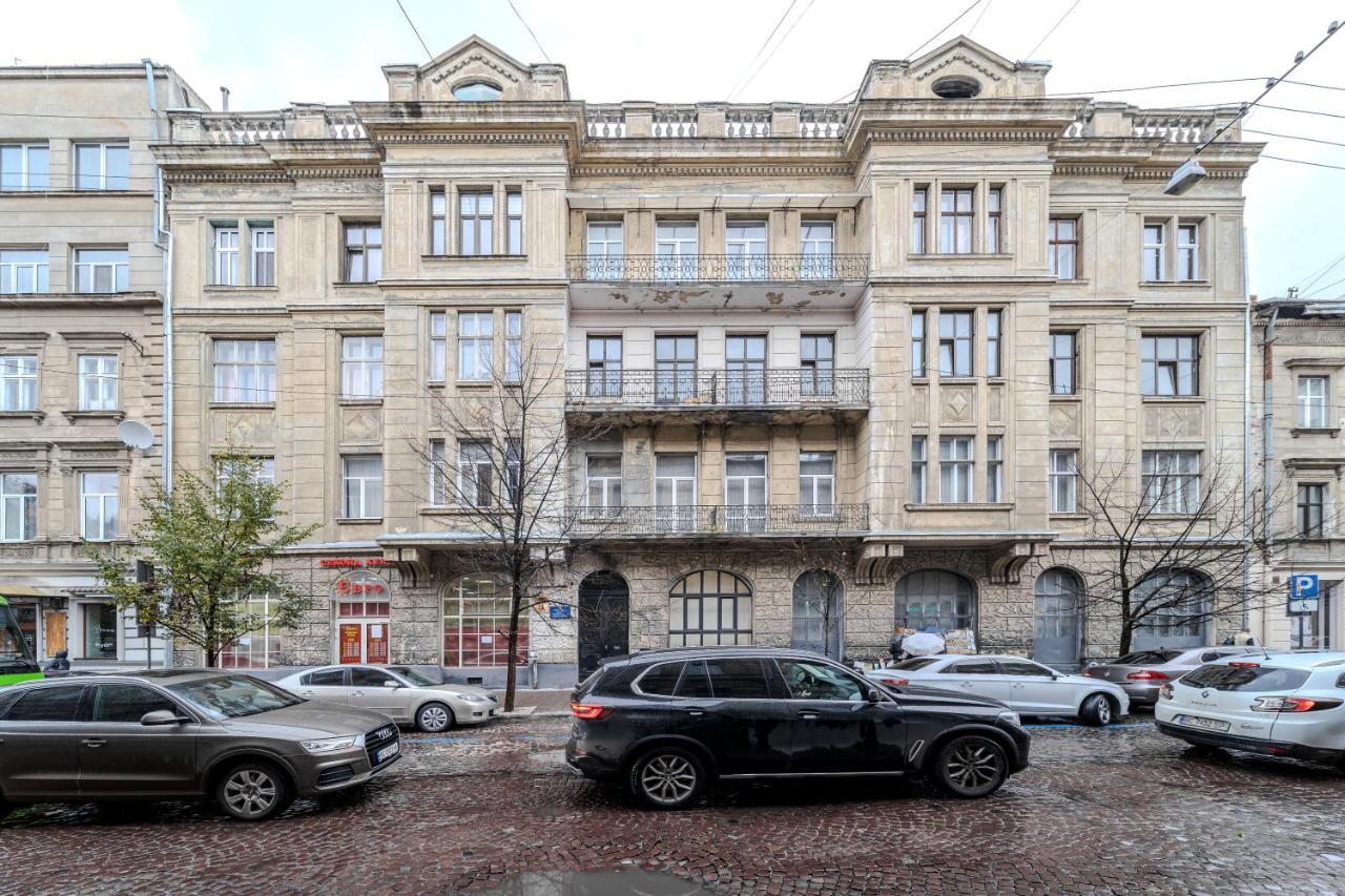 Inshiapartments On Slovatskoho Str Lviv Bagian luar foto