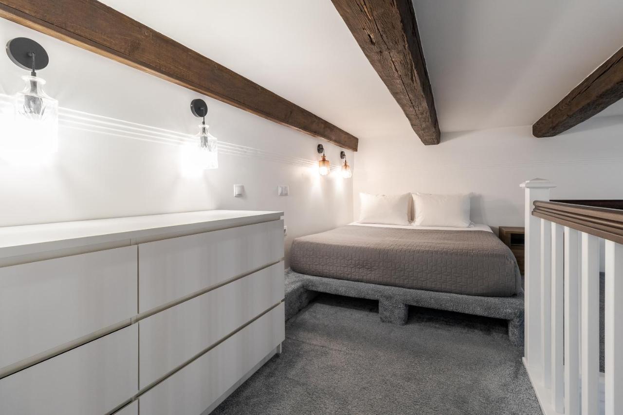 Inshiapartments On Slovatskoho Str Lviv Bagian luar foto