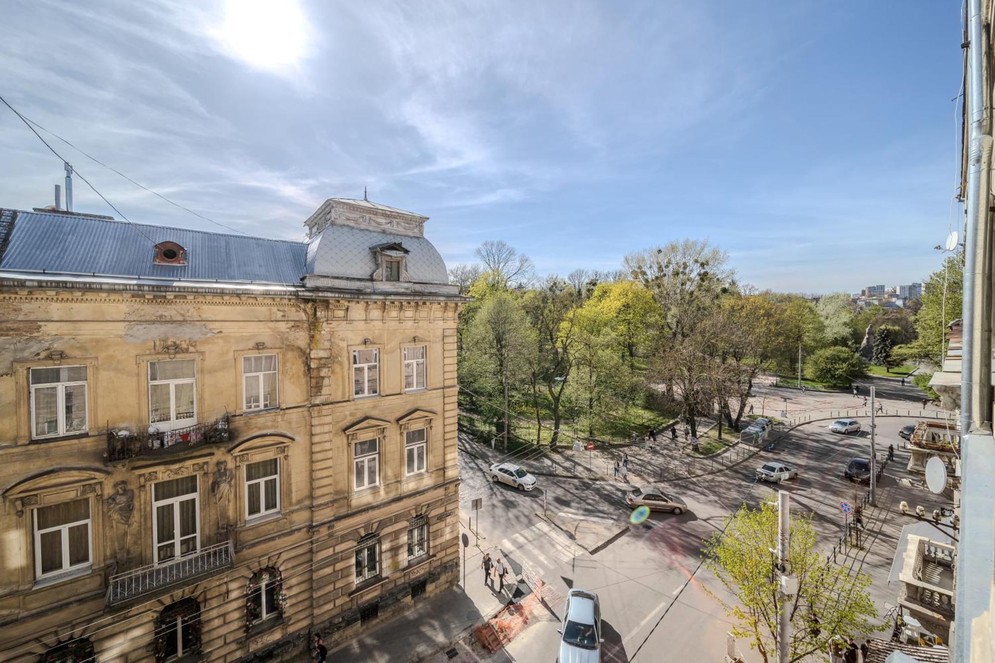 Inshiapartments On Slovatskoho Str Lviv Bagian luar foto
