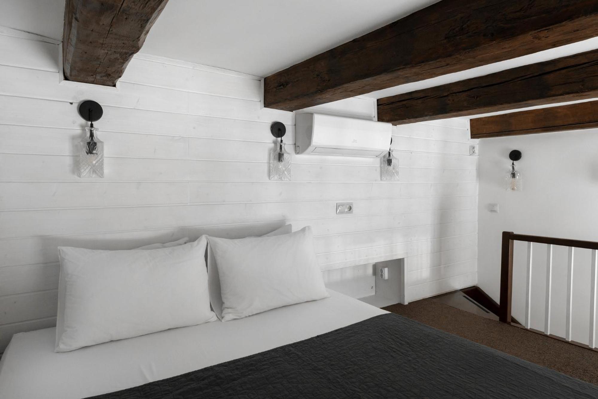 Inshiapartments On Slovatskoho Str Lviv Bagian luar foto